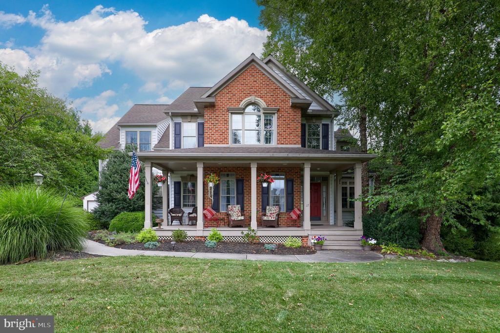 Photo of 17 FARMINGTON WAY, NEW PROVIDENCE, PA 17560 (MLS # PALA2039940)