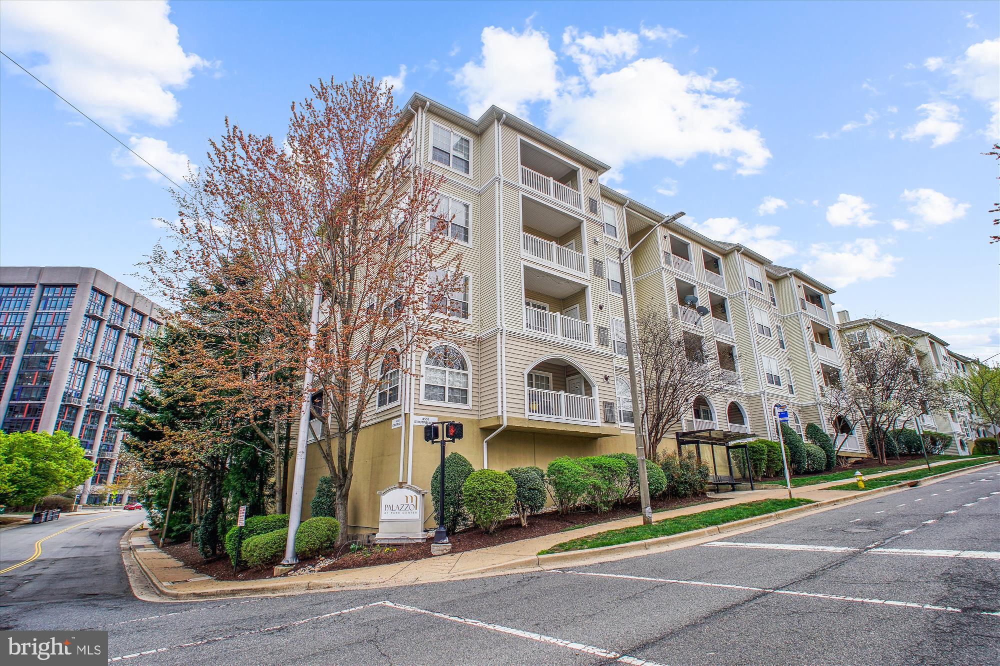 PALAZZO AT PARK CENTER - Residential