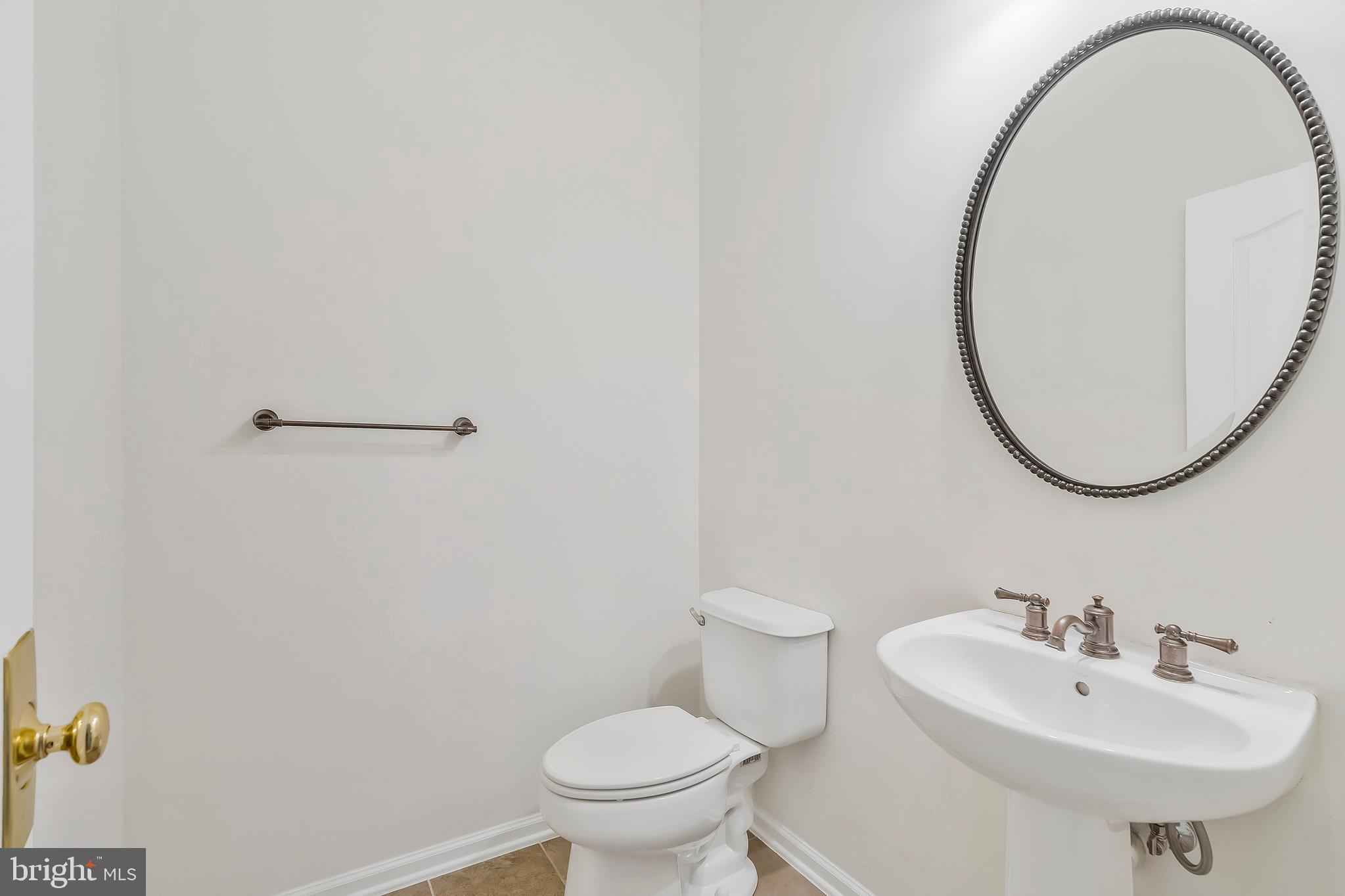 BELMONT COUNTRY CLUB - Residential