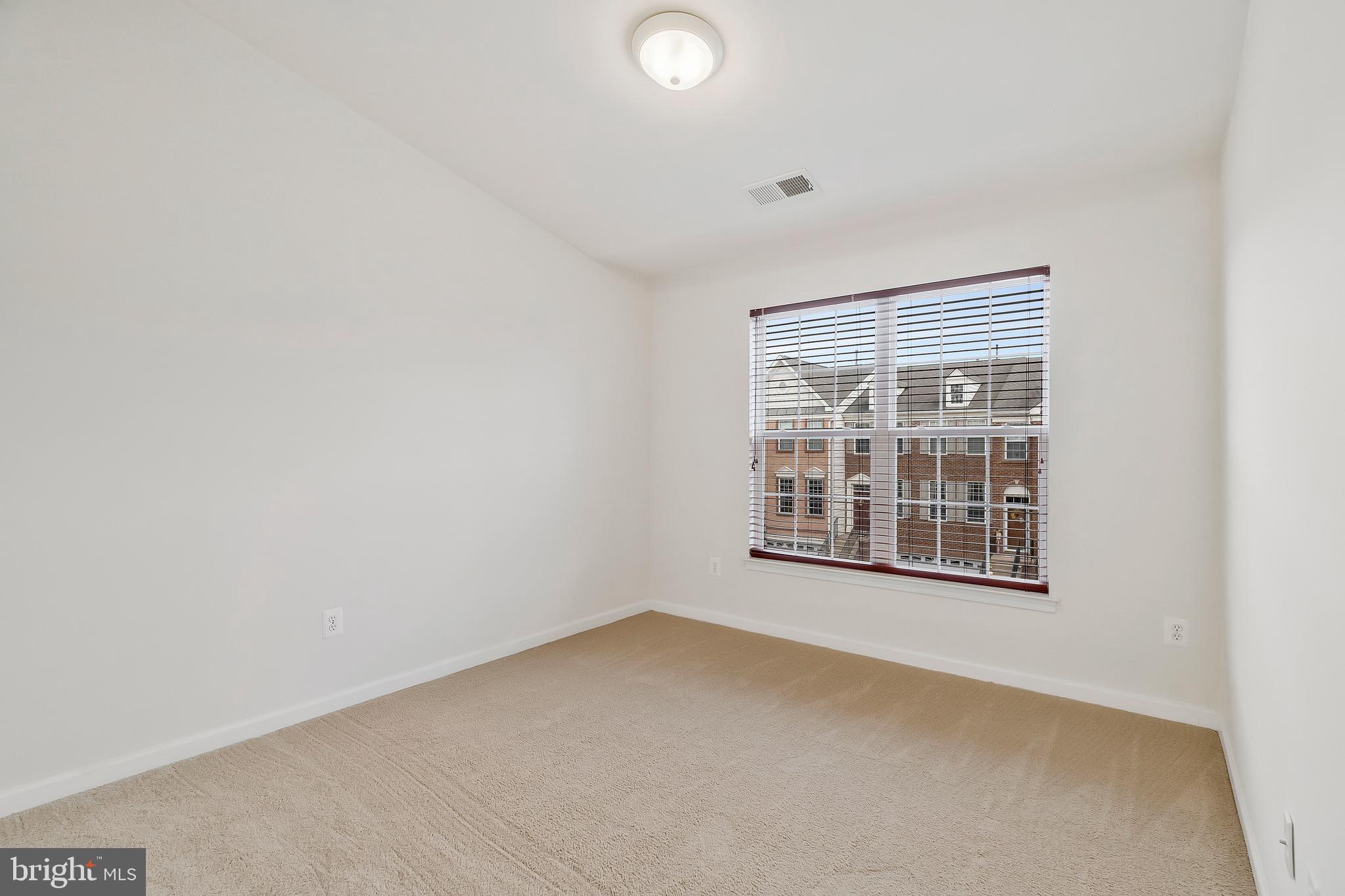 BELMONT COUNTRY CLUB - Residential