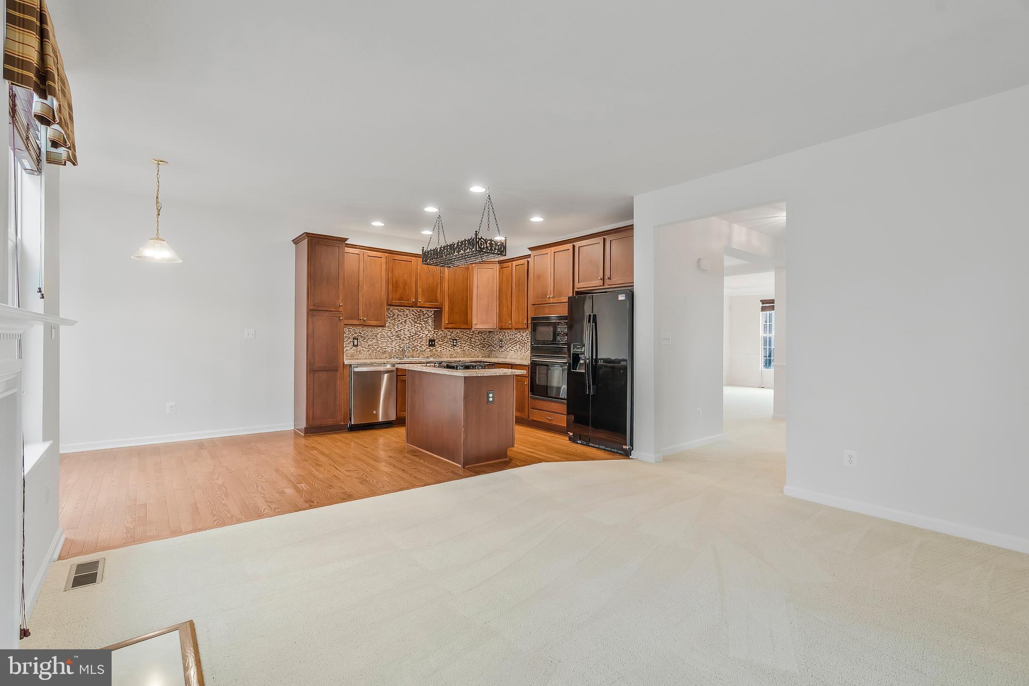 BELMONT COUNTRY CLUB - Residential