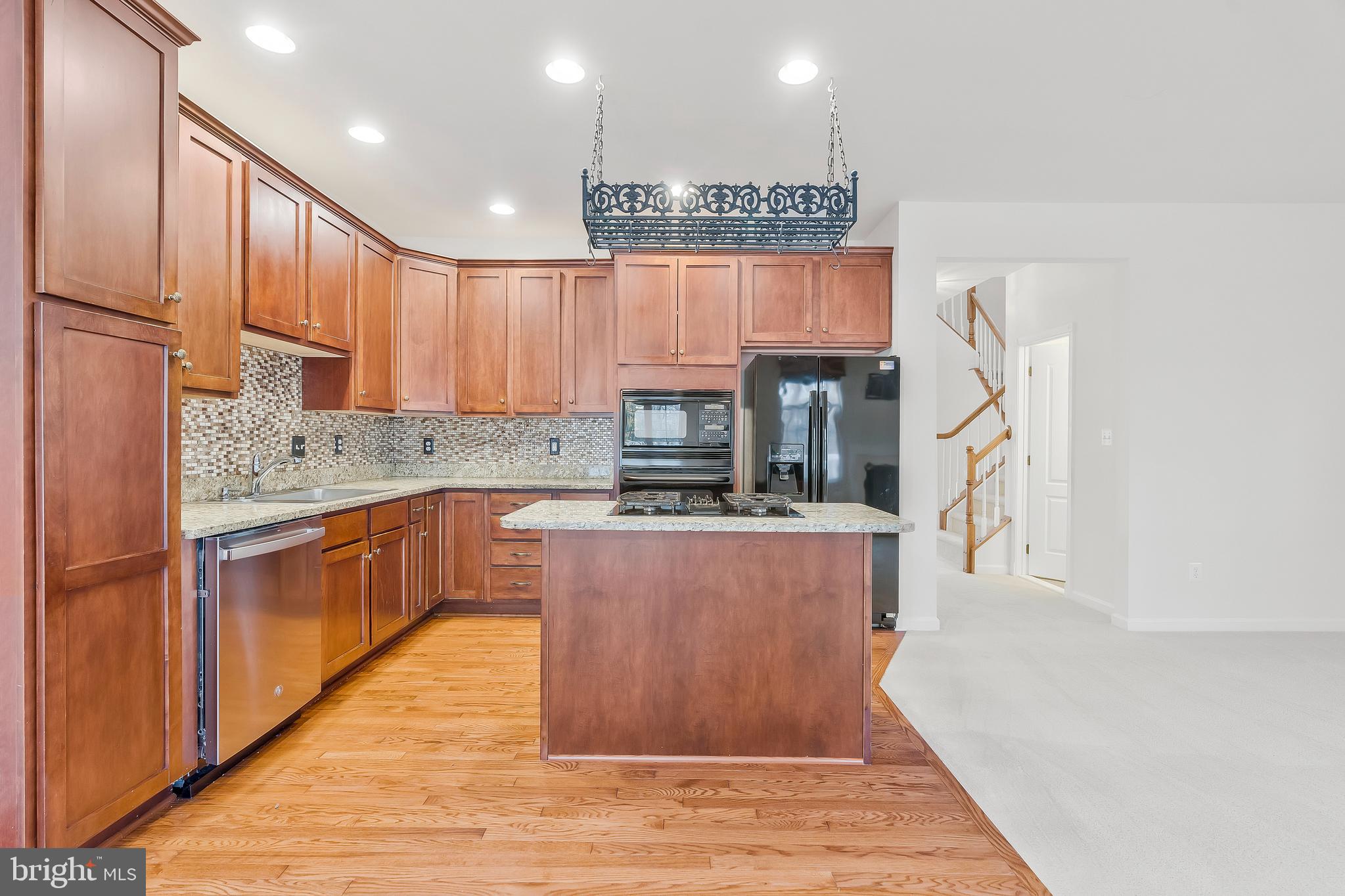 BELMONT COUNTRY CLUB - Residential