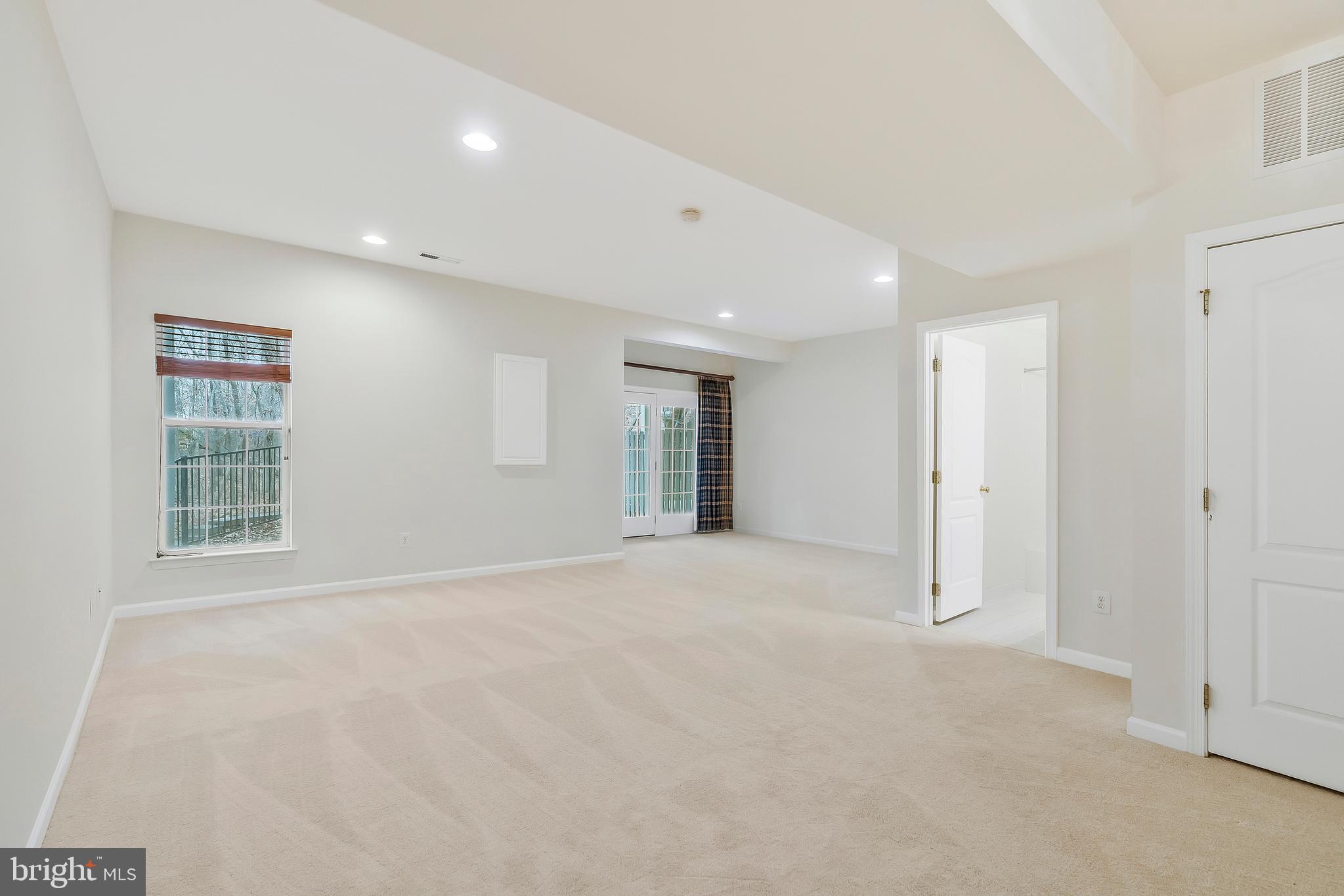 BELMONT COUNTRY CLUB - Residential