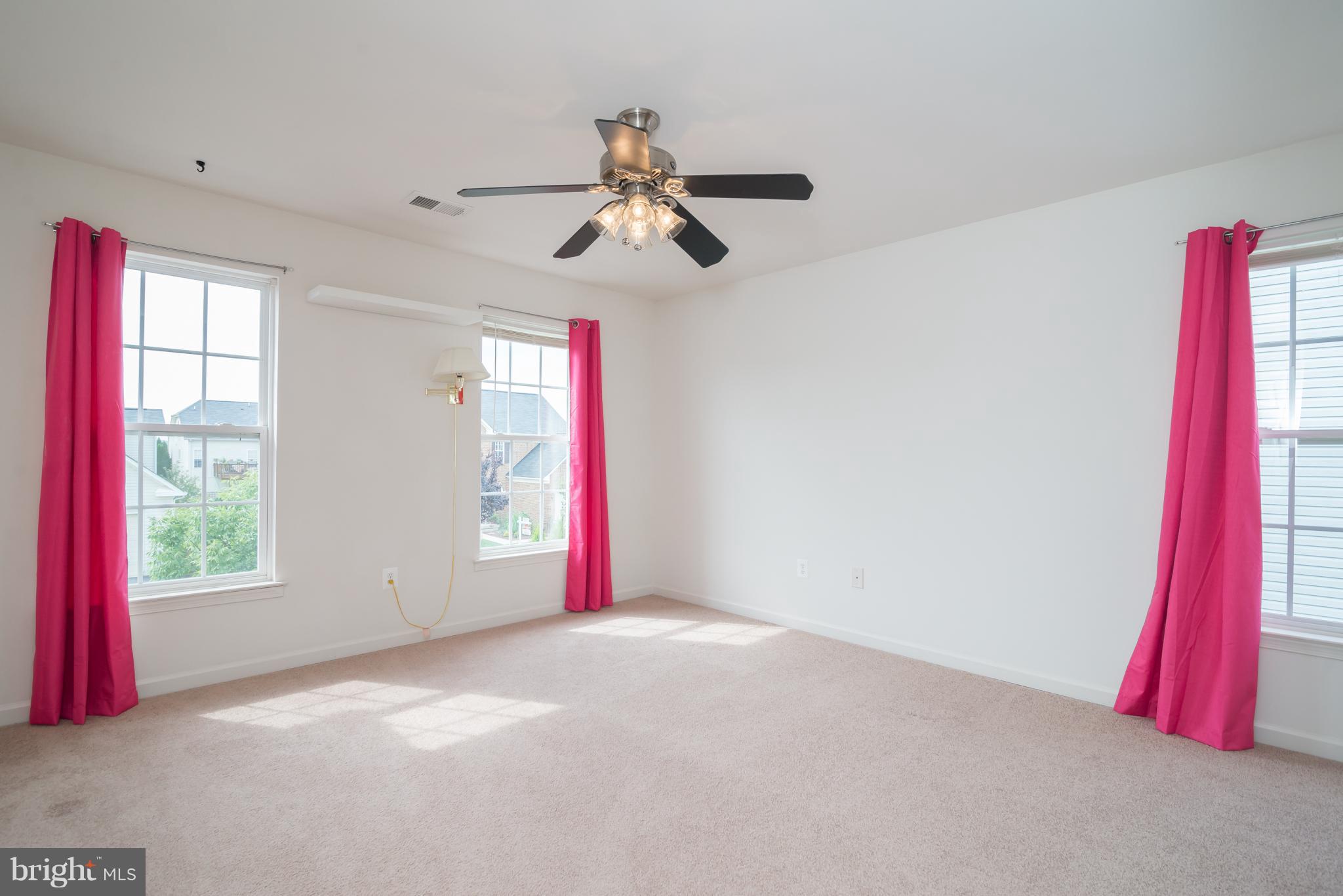 LAKELAND PLACE - Residential