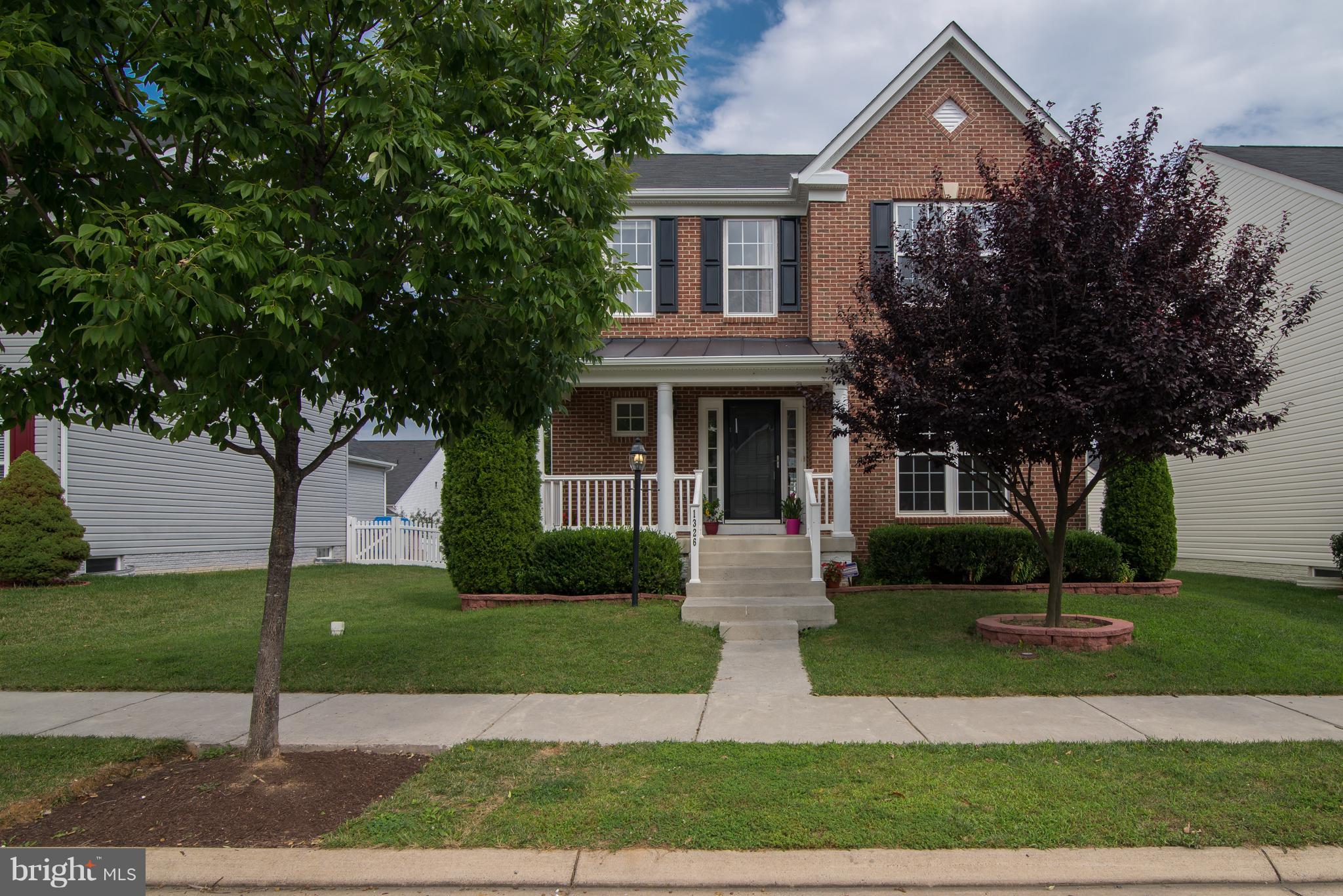 LAKELAND PLACE - Residential