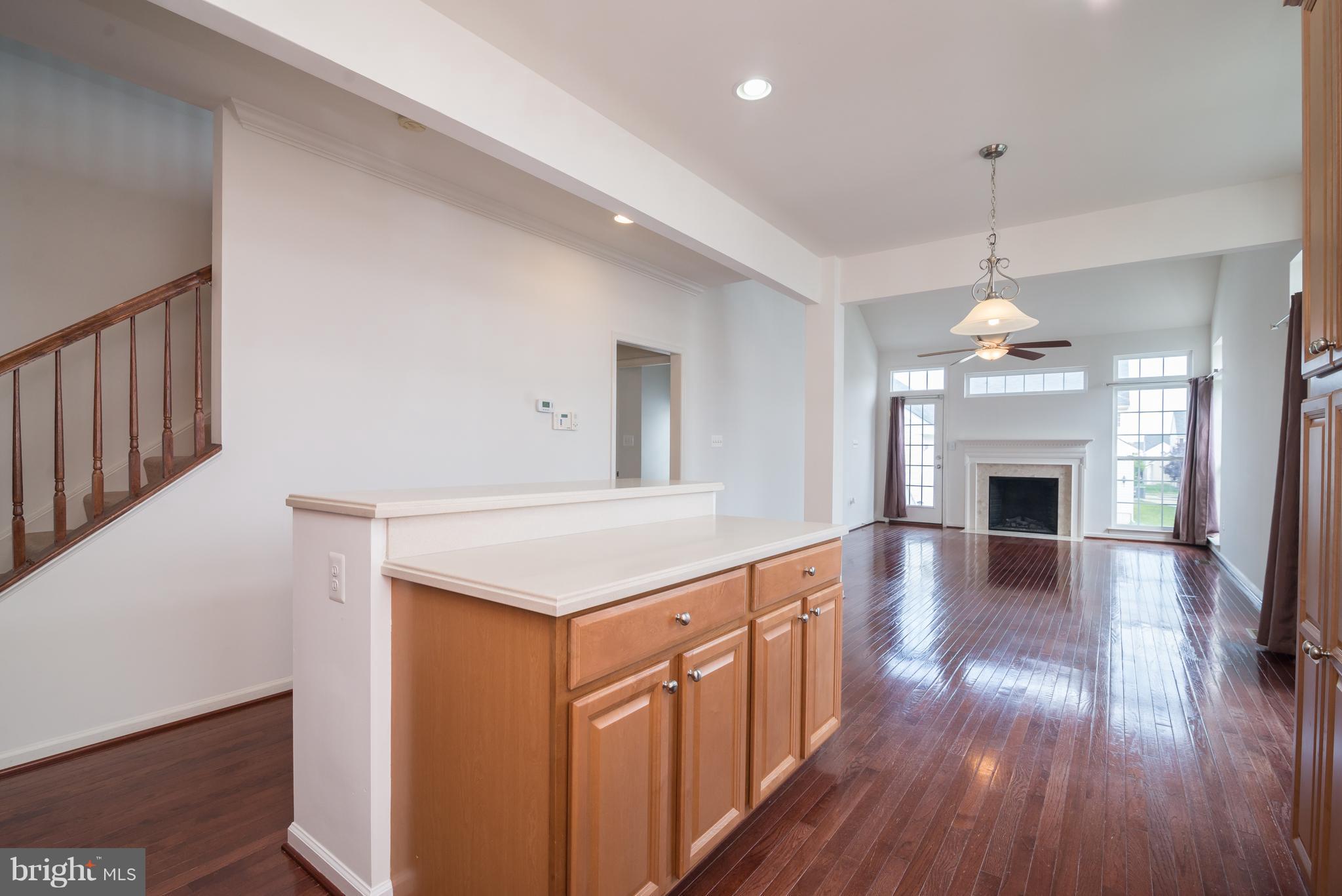 LAKELAND PLACE - Residential