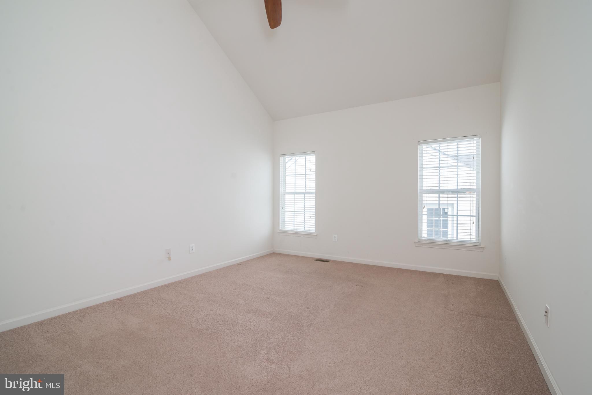 LAKELAND PLACE - Residential