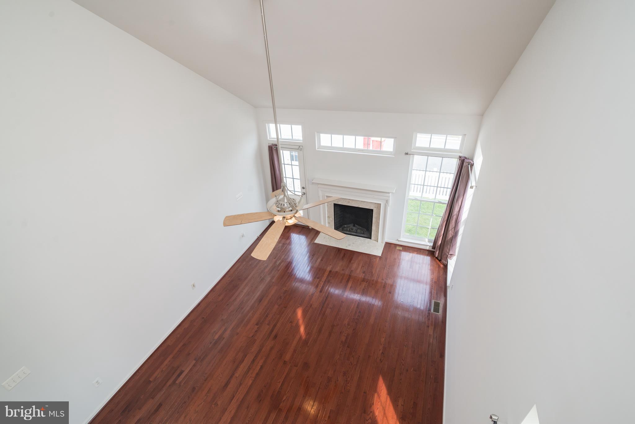 LAKELAND PLACE - Residential