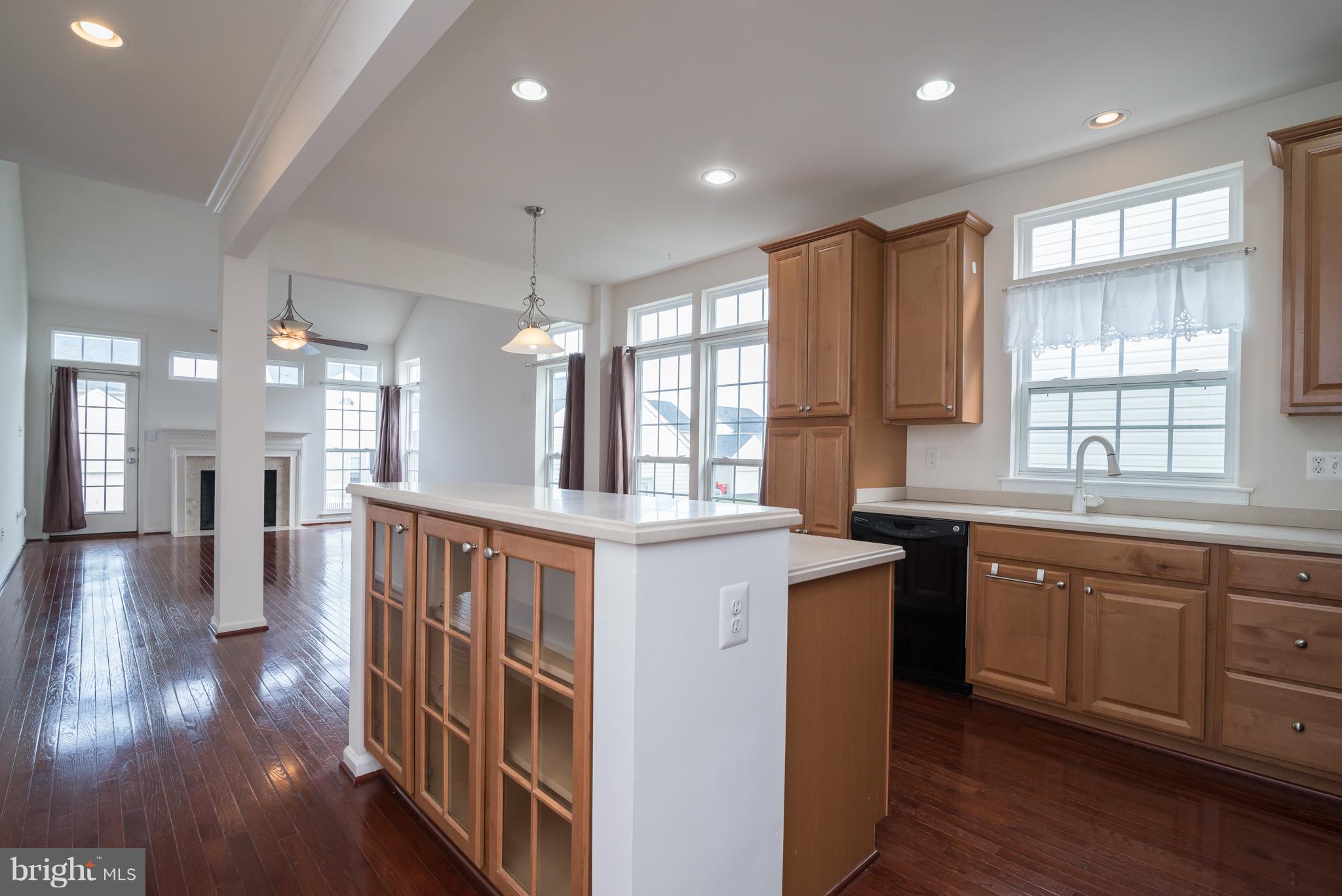 LAKELAND PLACE - Residential