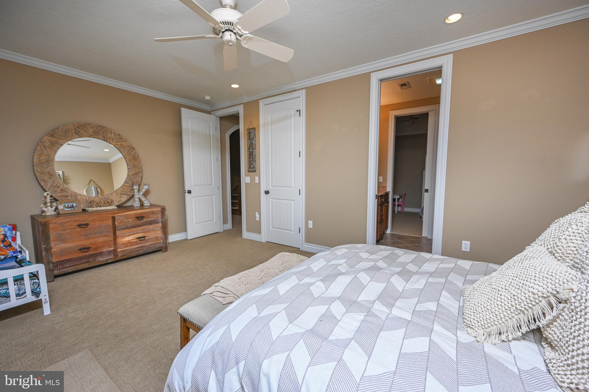 THE RESERVE AT HOLY CROSS - Residential