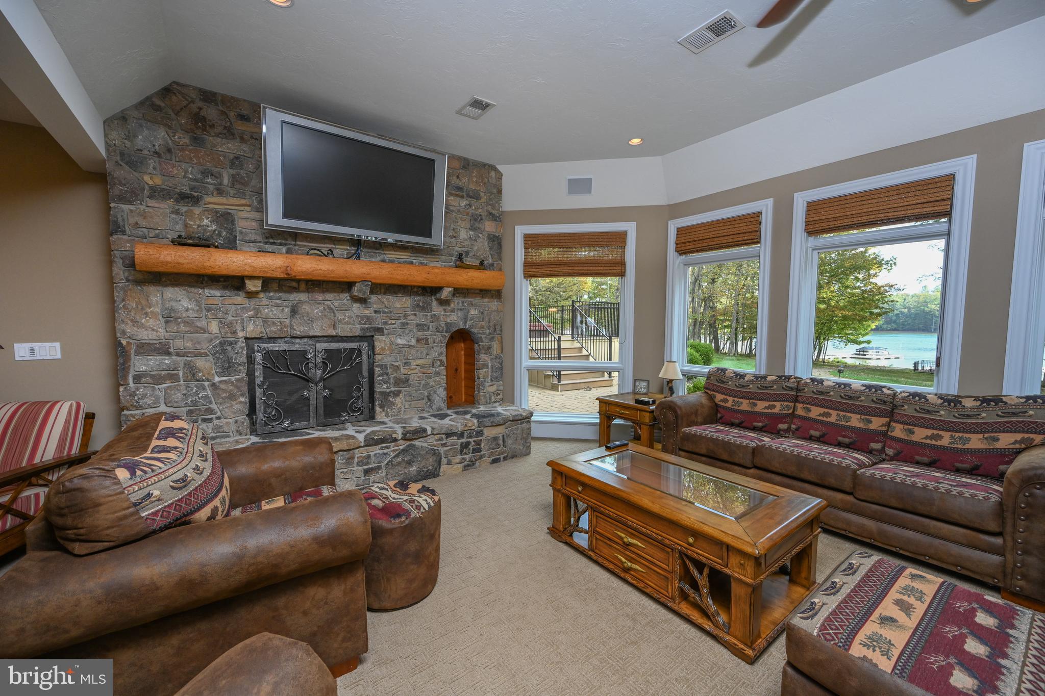 THE RESERVE AT HOLY CROSS - Residential