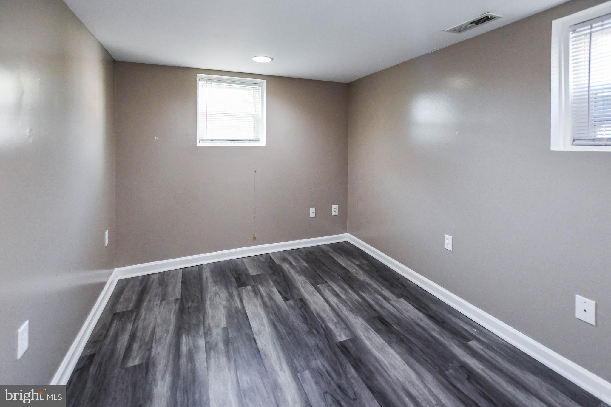 PHELPS ADDN TO FORESTVIL - Residential