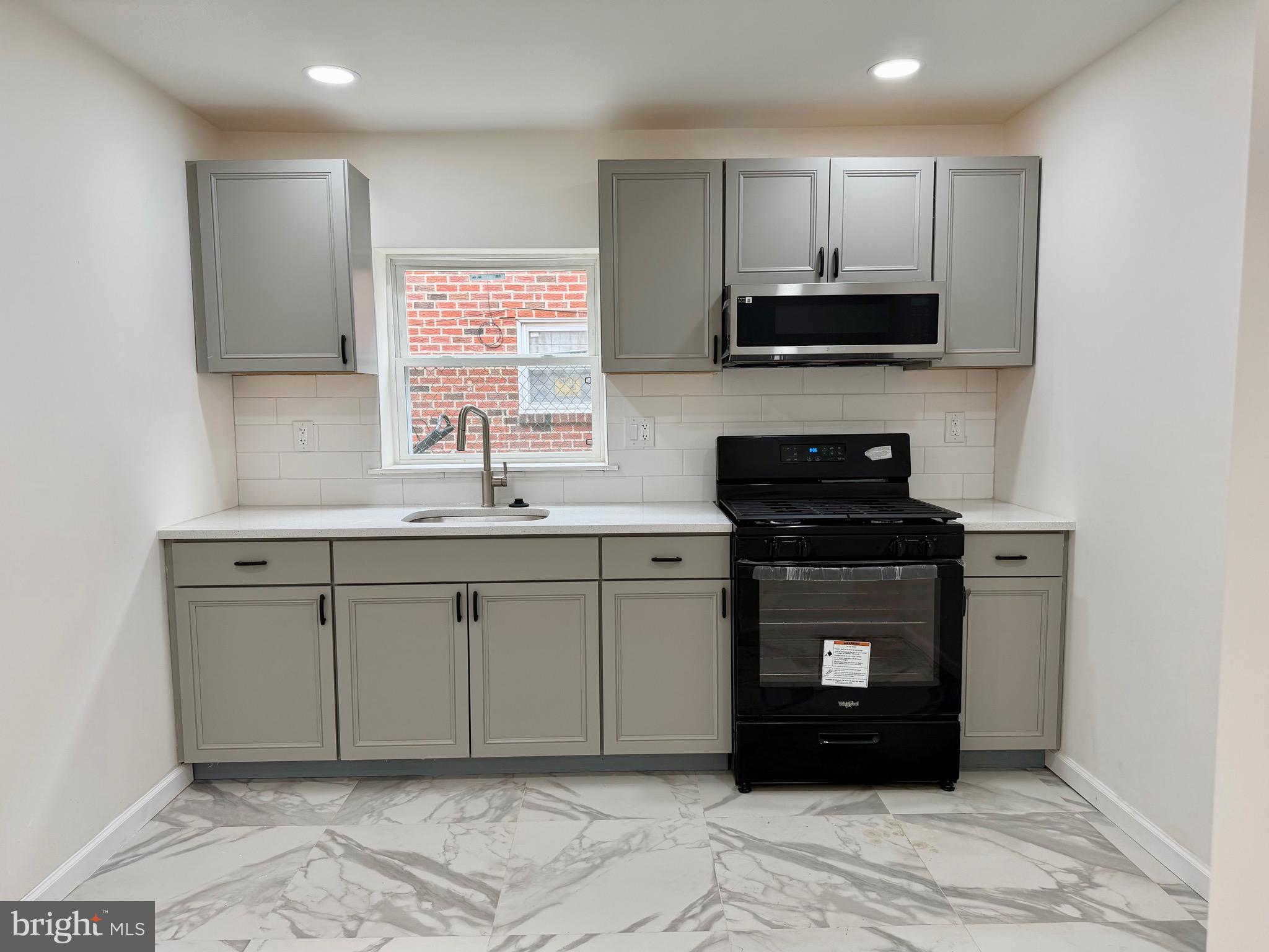 BELLS CORNER - Residential Income