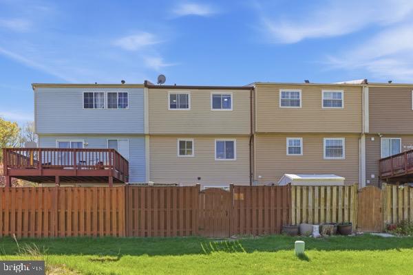 D EVEREUX WEST - Residential