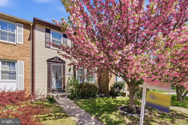 D EVEREUX WEST - Residential