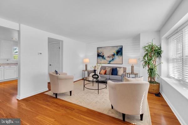 D EVEREUX WEST - Residential