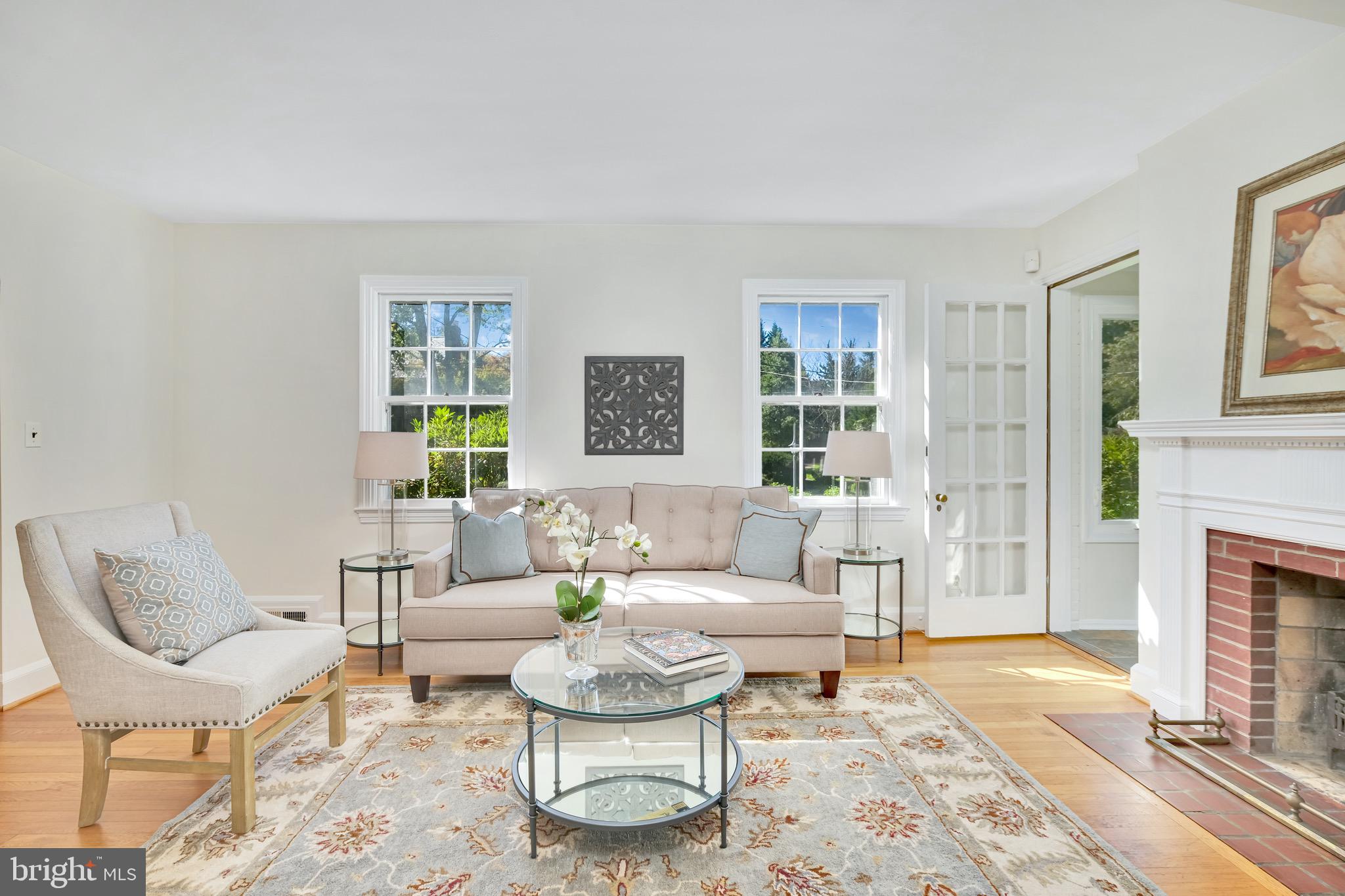 WOODSIDE PARK - Residential