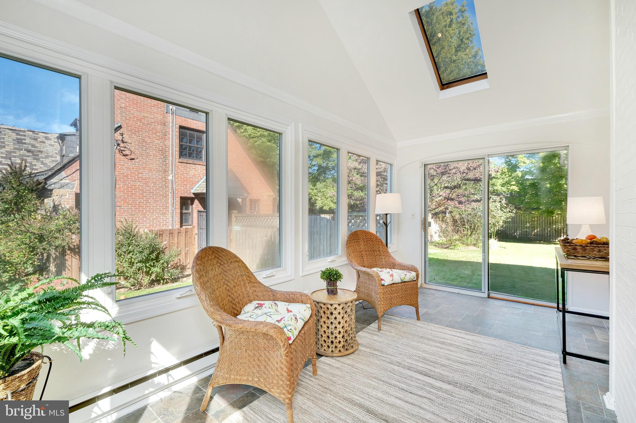 WOODSIDE PARK - Residential