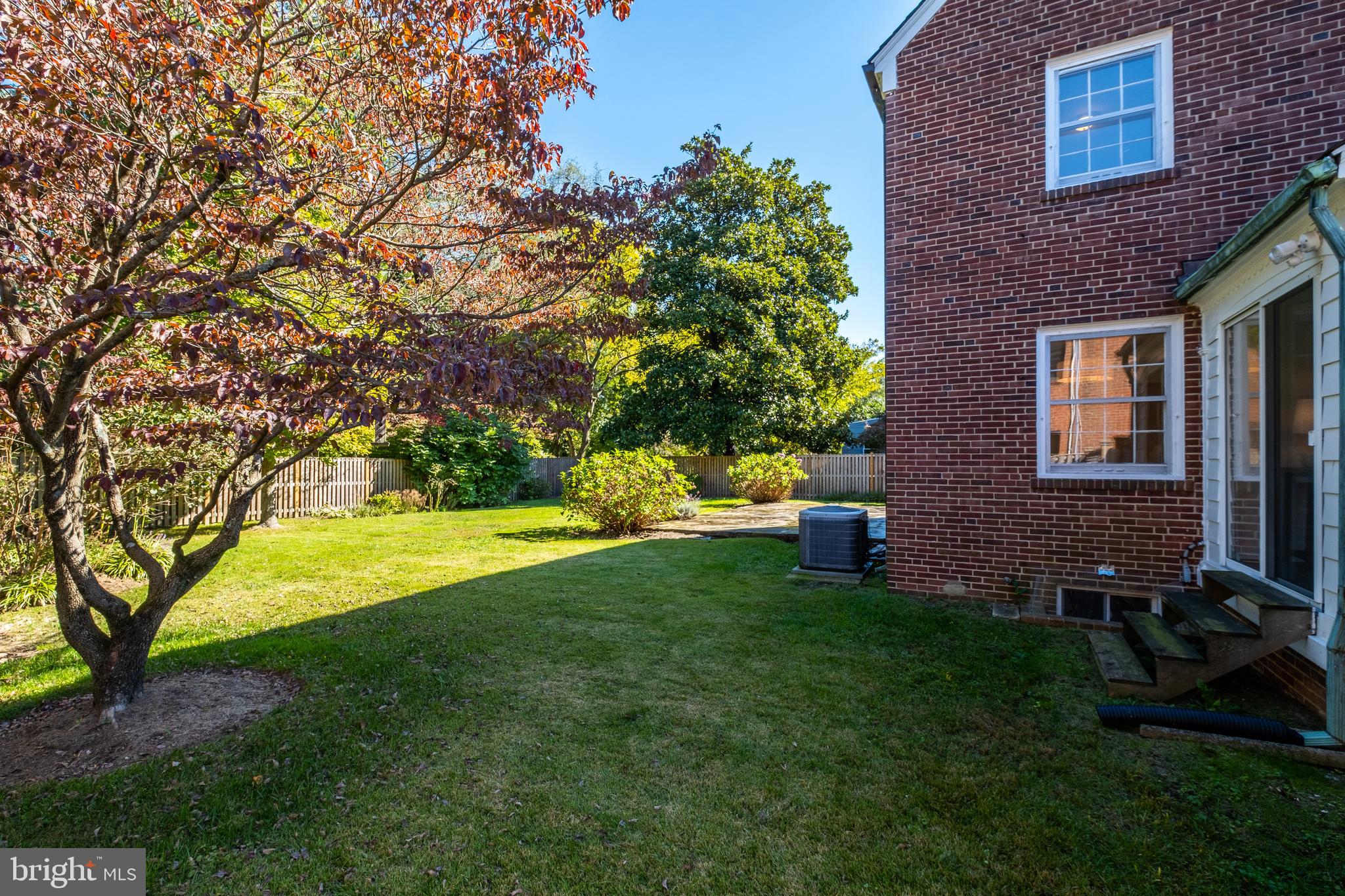 WOODSIDE PARK - Residential