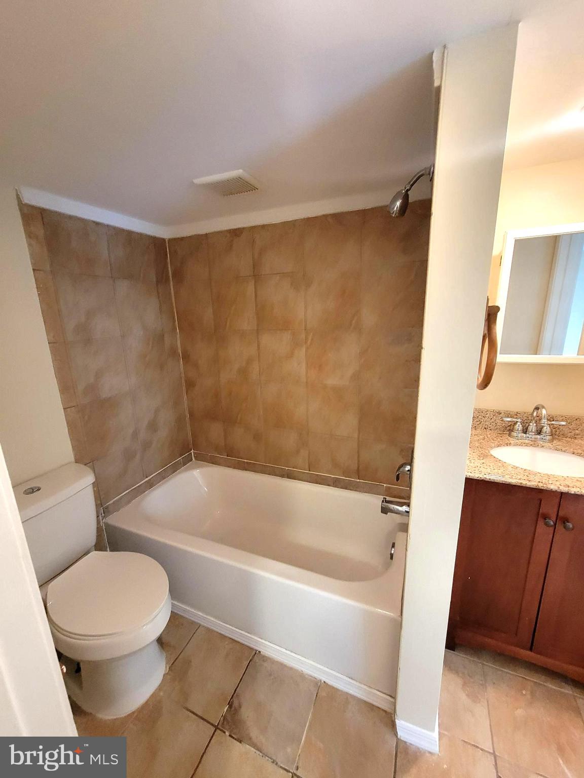 BUCKLAND VALLEY FA - Residential Lease