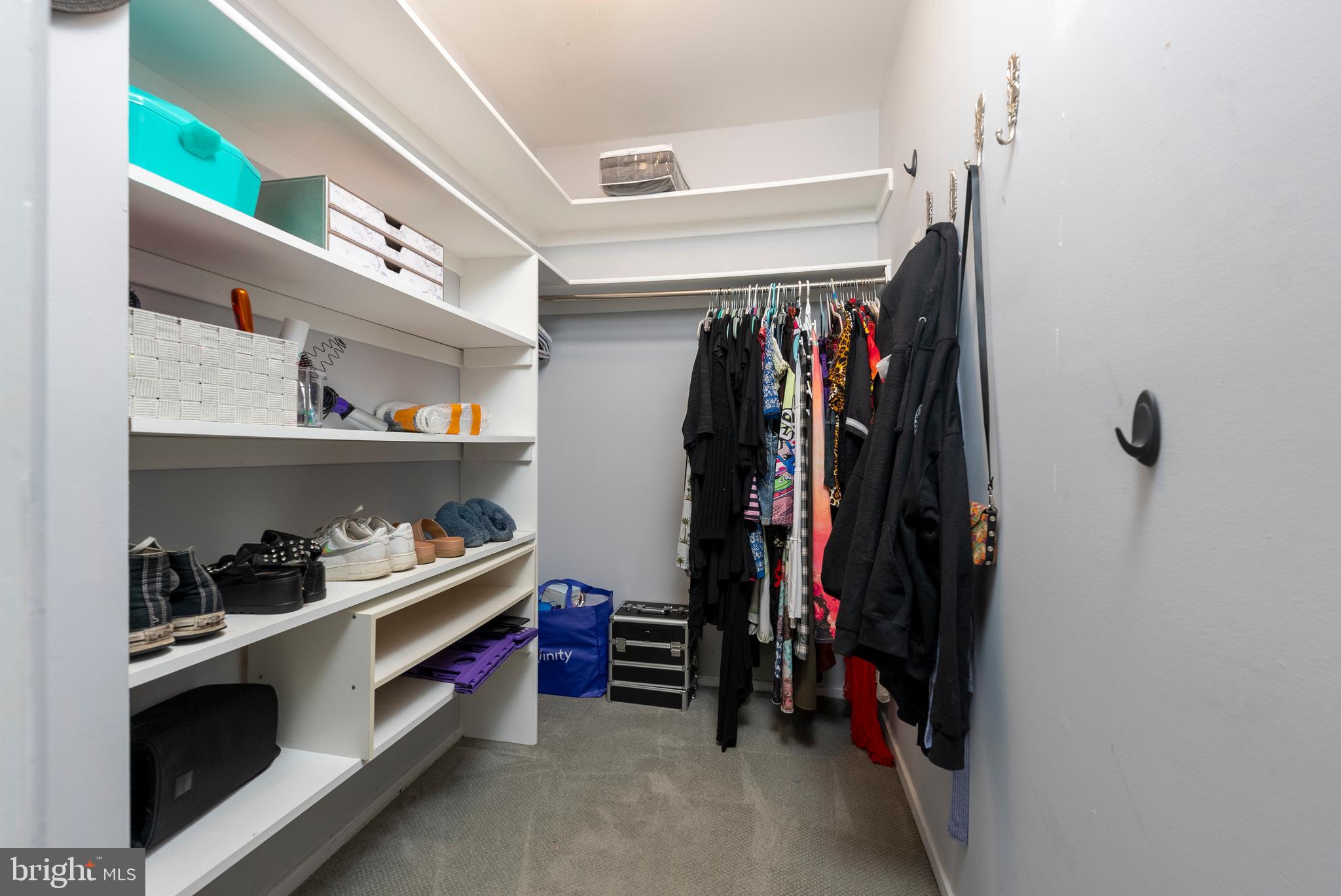 CAVES VALLEY - Residential