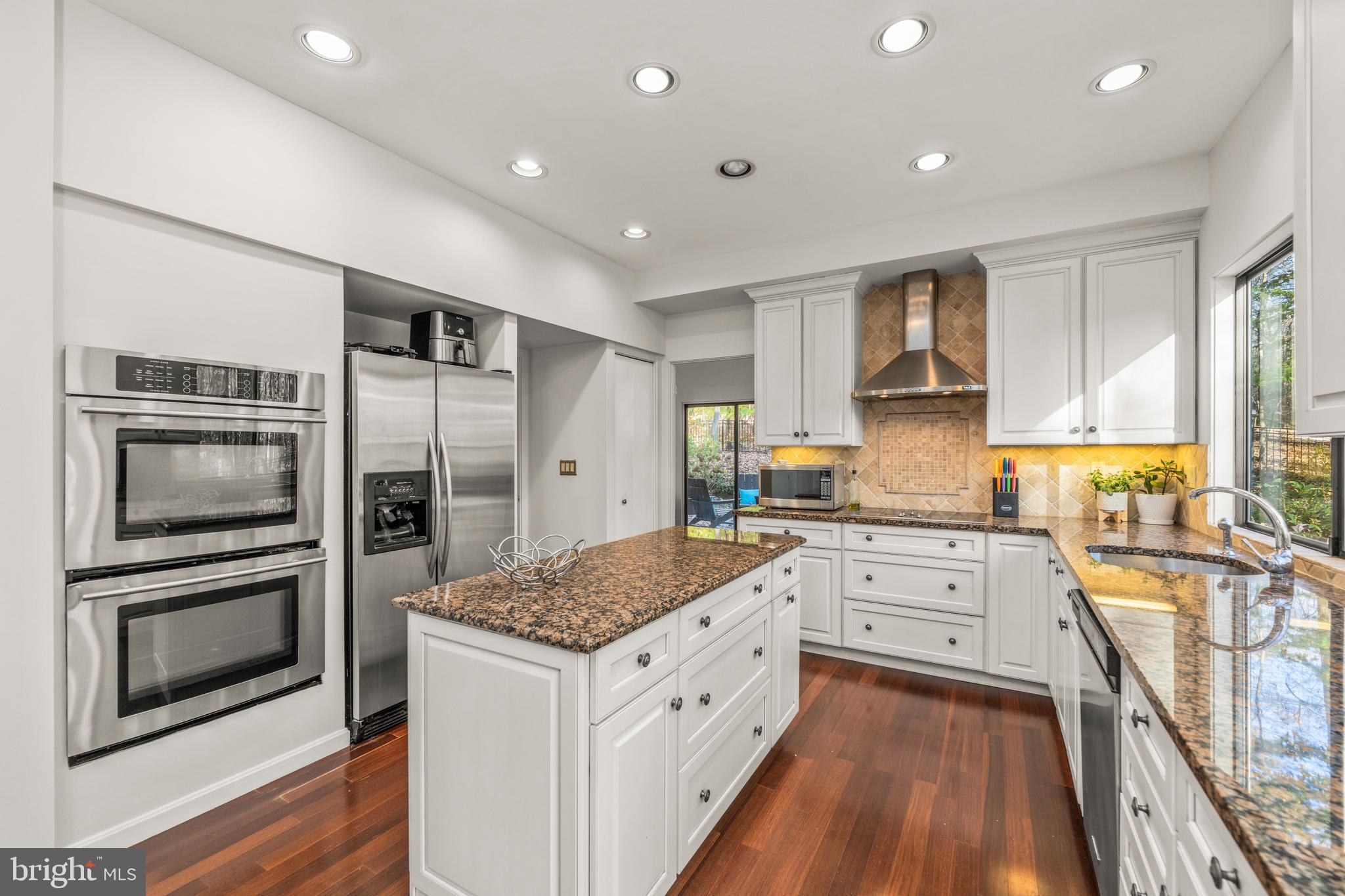 CAVES VALLEY - Residential