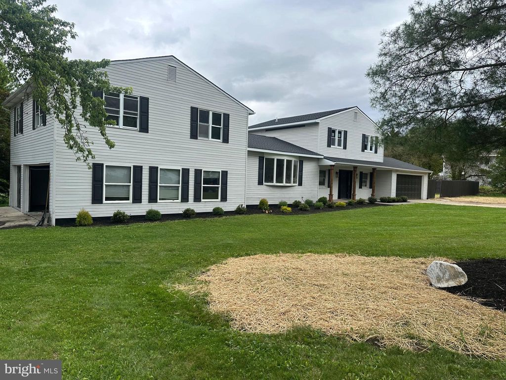 Photo of 2111 Sycamore Drive, HARRISBURG, PA 17112 (MLS # PADA2060066)