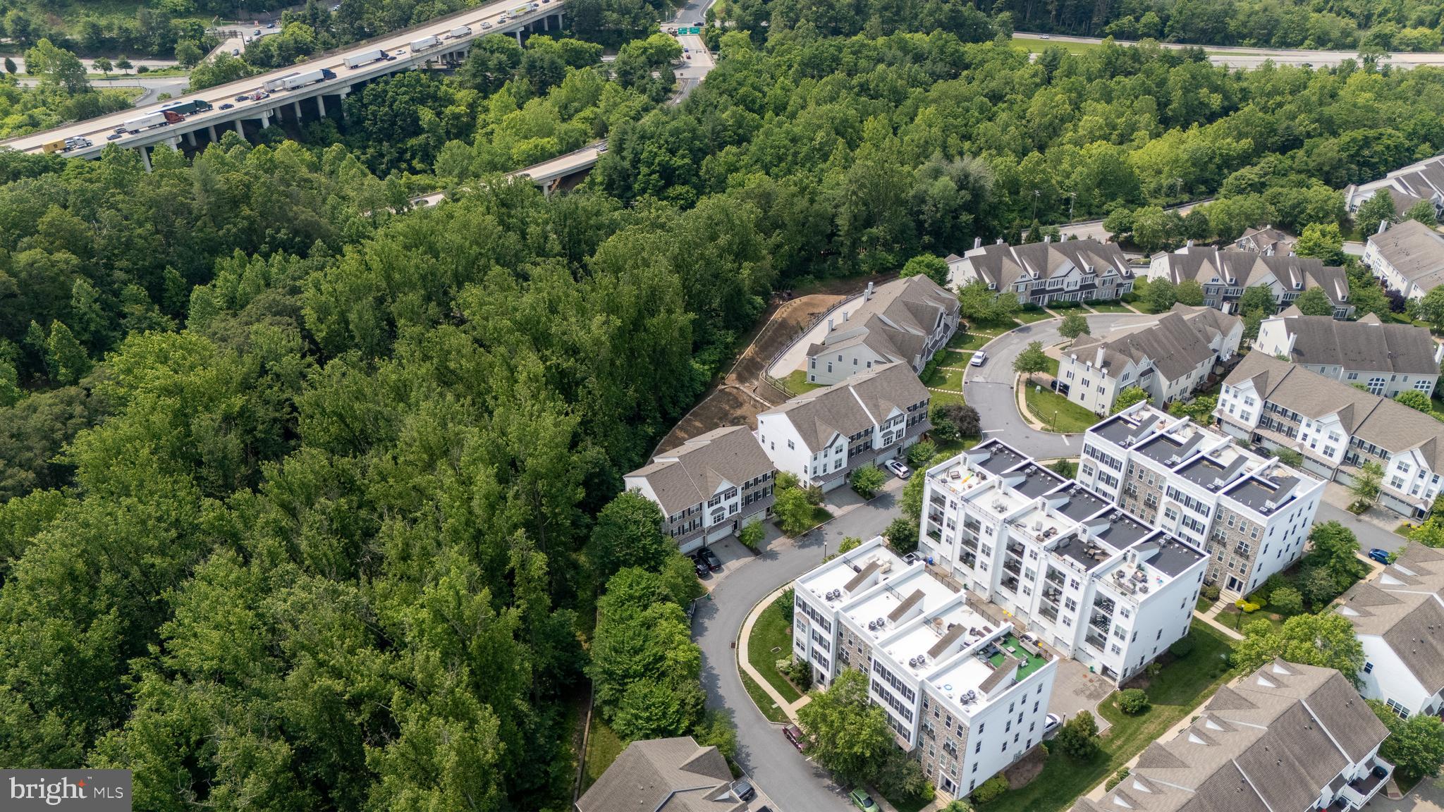 RAVENSCLIFF - Residential