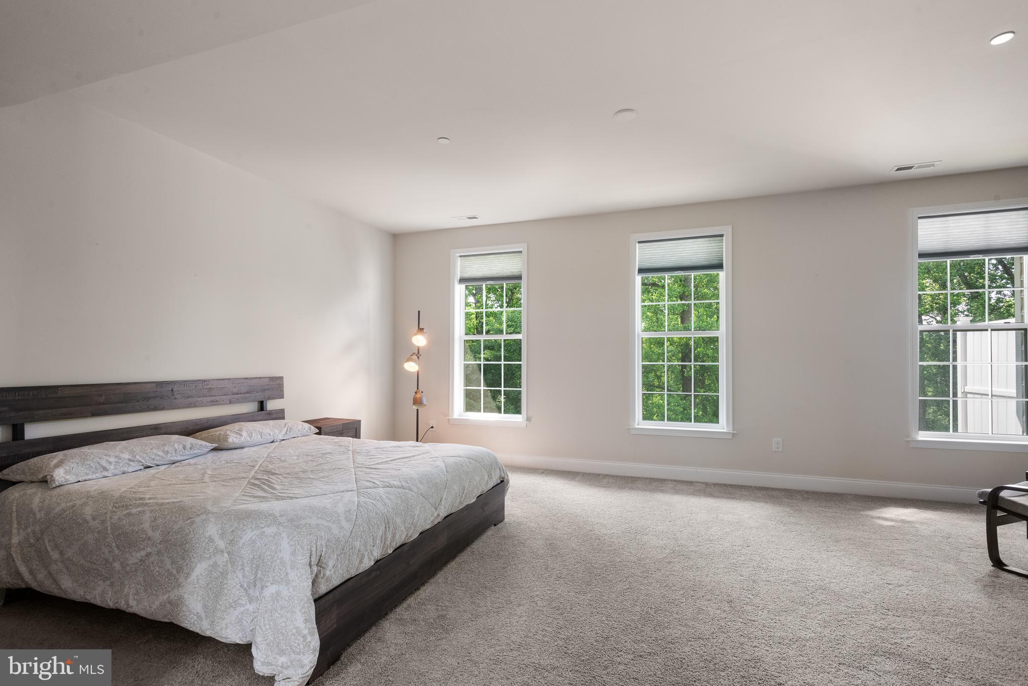 RAVENSCLIFF - Residential