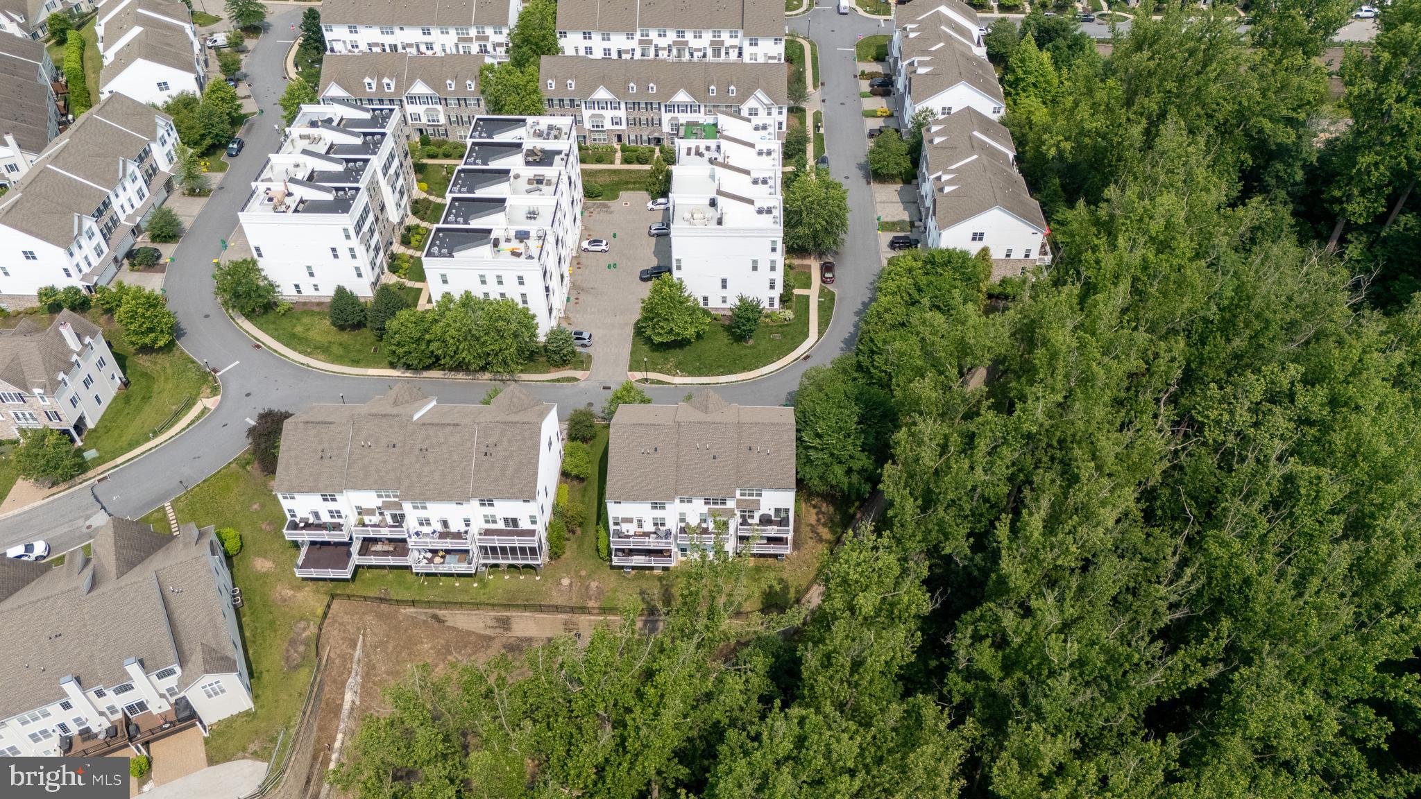 RAVENSCLIFF - Residential