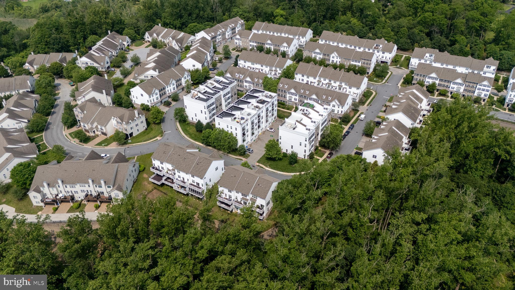 RAVENSCLIFF - Residential