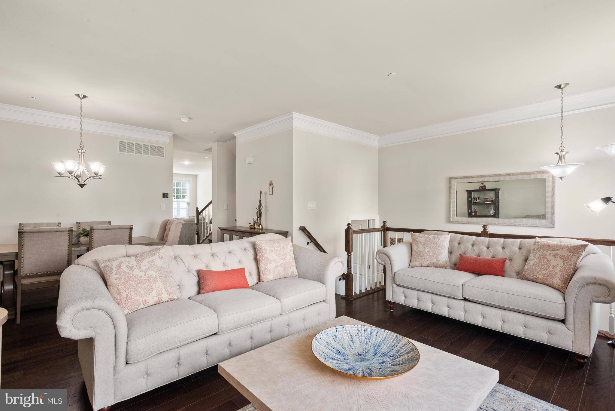 RAVENSCLIFF - Residential