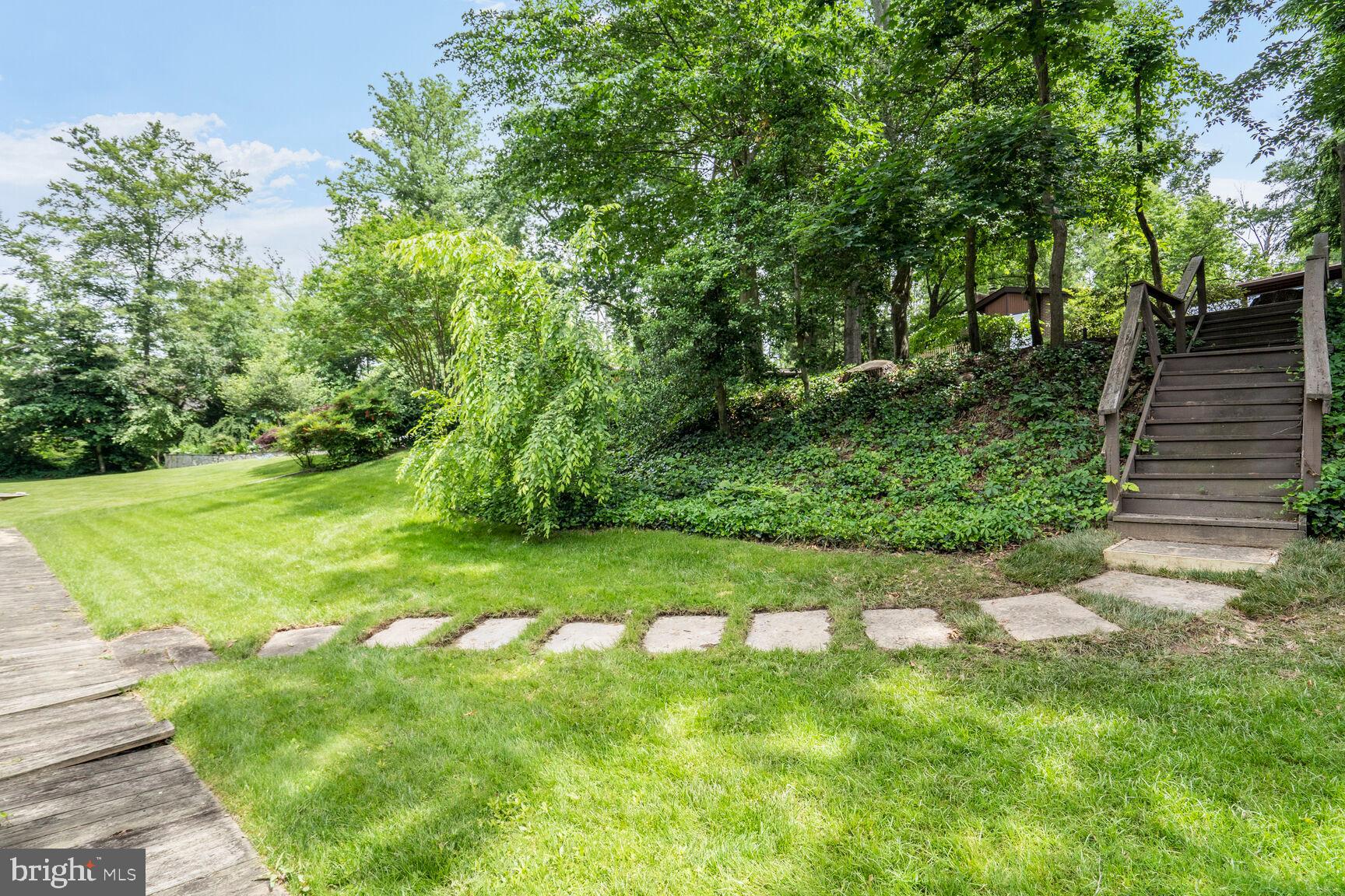 3004 CUNNINGHAM DRIVE