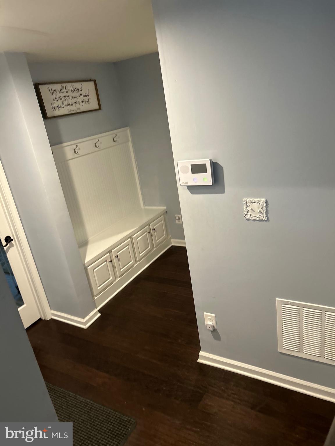 BRADLEY SQUARE - Residential Lease