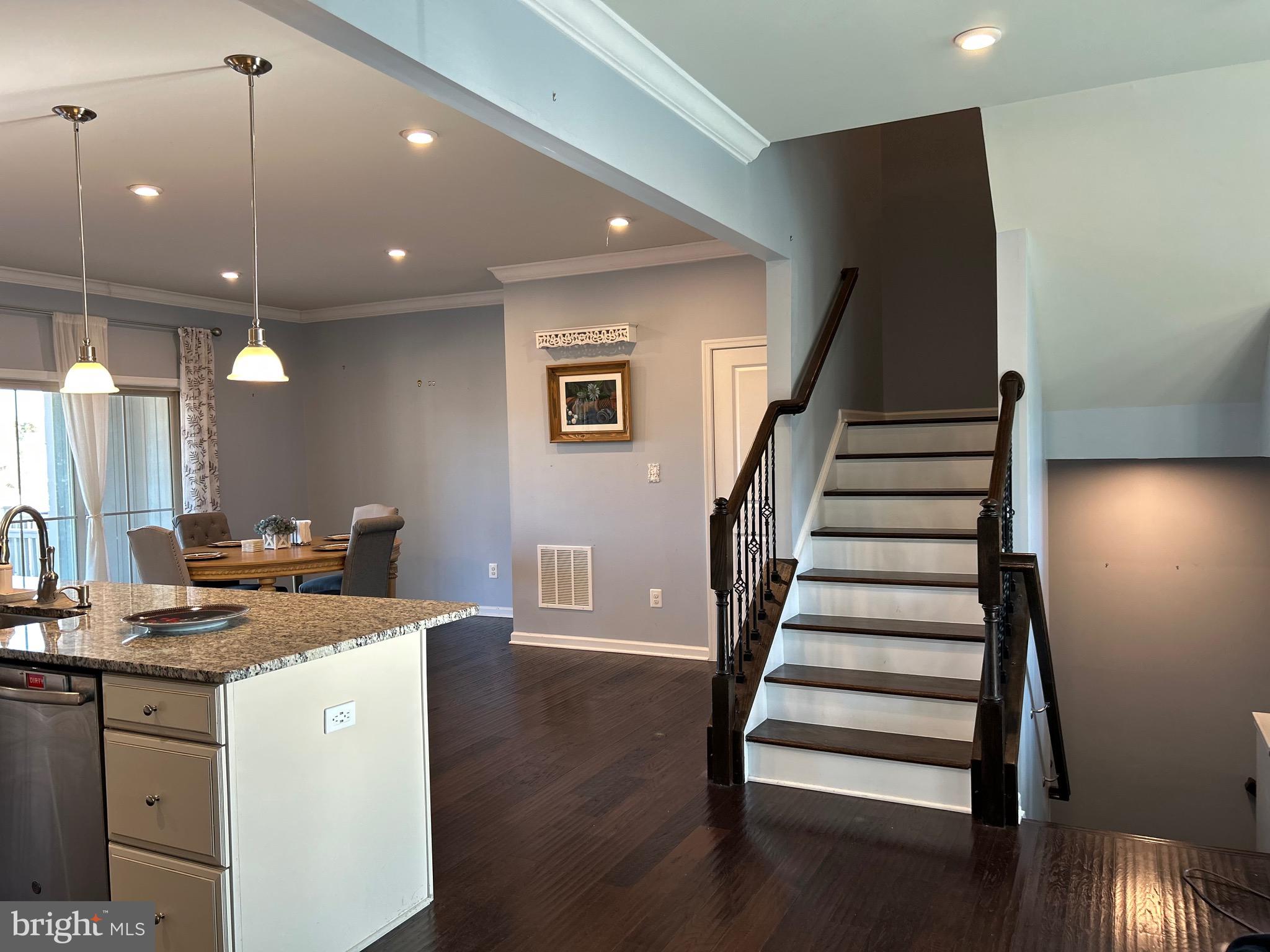 BRADLEY SQUARE - Residential Lease