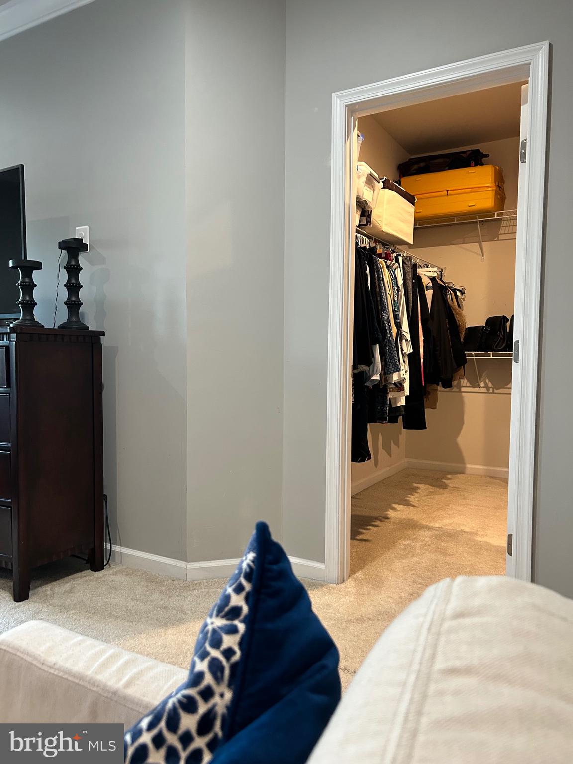 BRADLEY SQUARE - Residential Lease