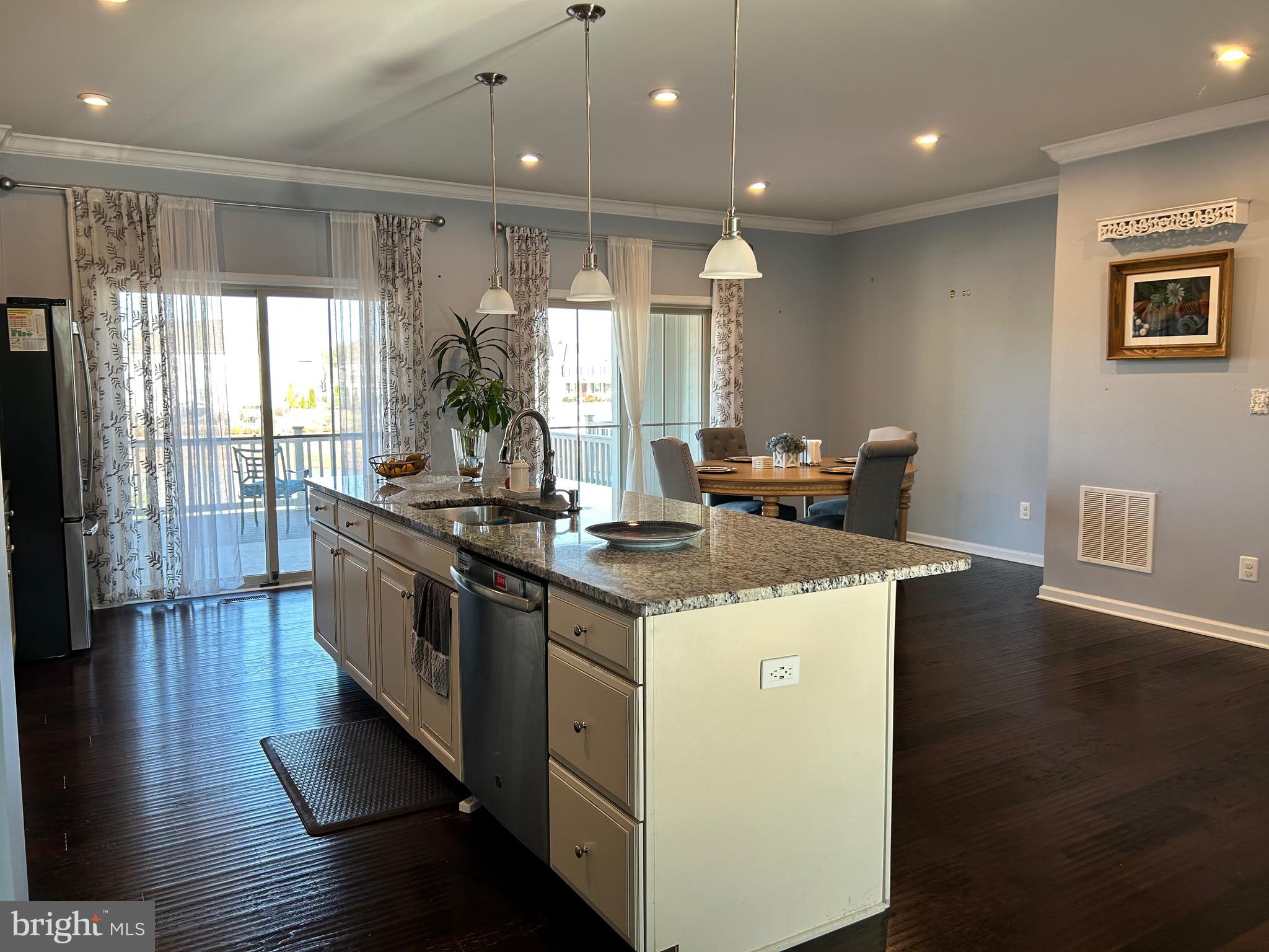 BRADLEY SQUARE - Residential Lease