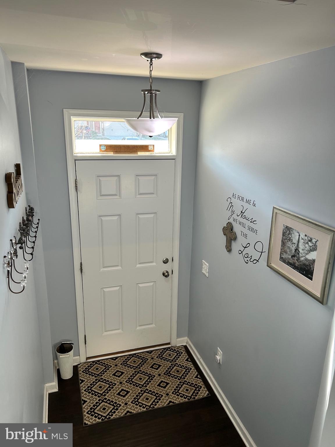 BRADLEY SQUARE - Residential Lease