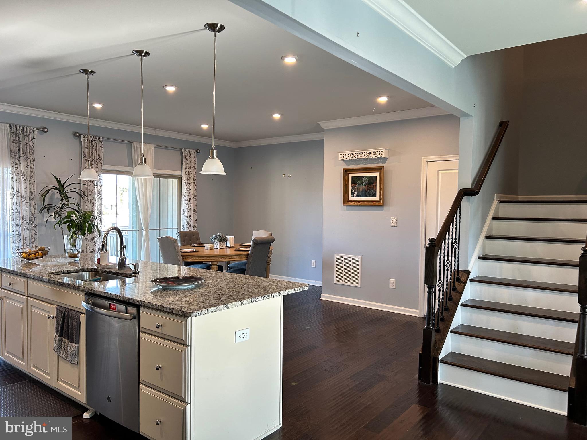 BRADLEY SQUARE - Residential Lease