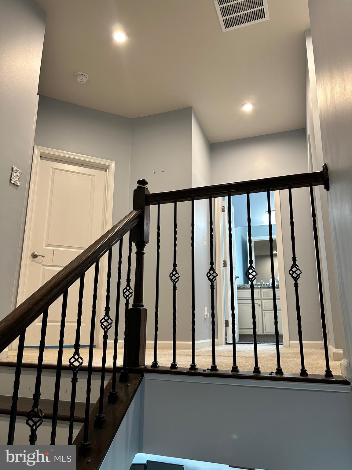 BRADLEY SQUARE - Residential Lease