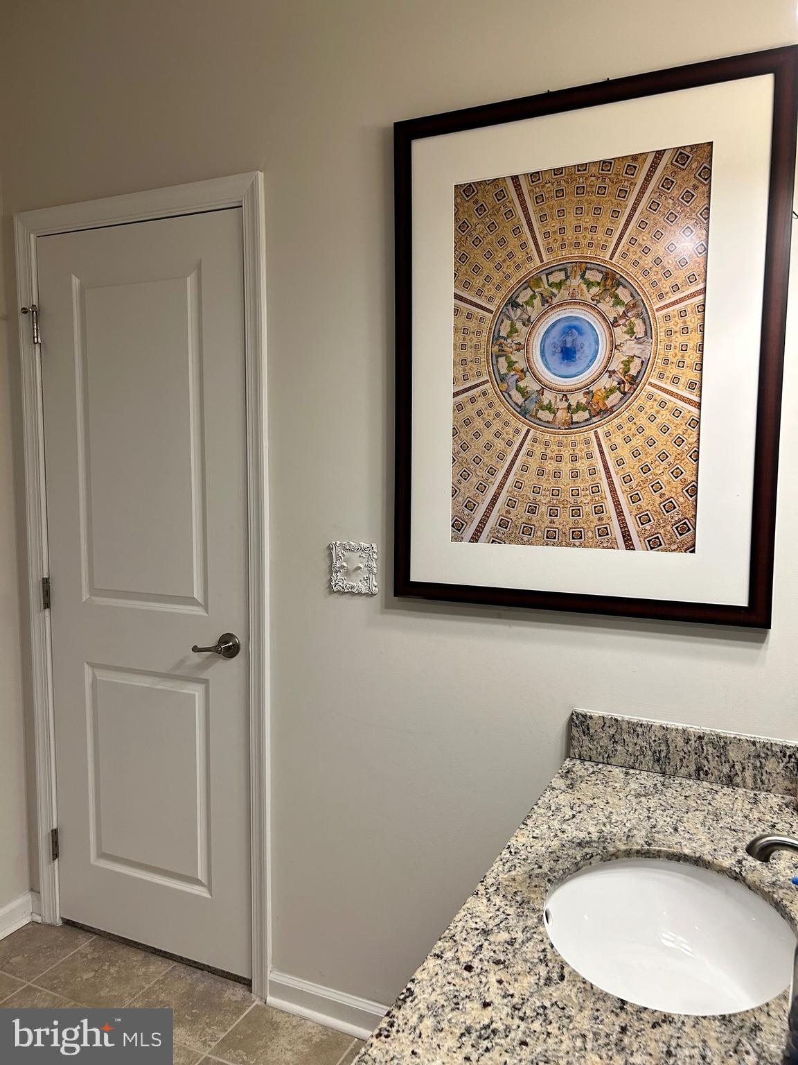 BRADLEY SQUARE - Residential Lease