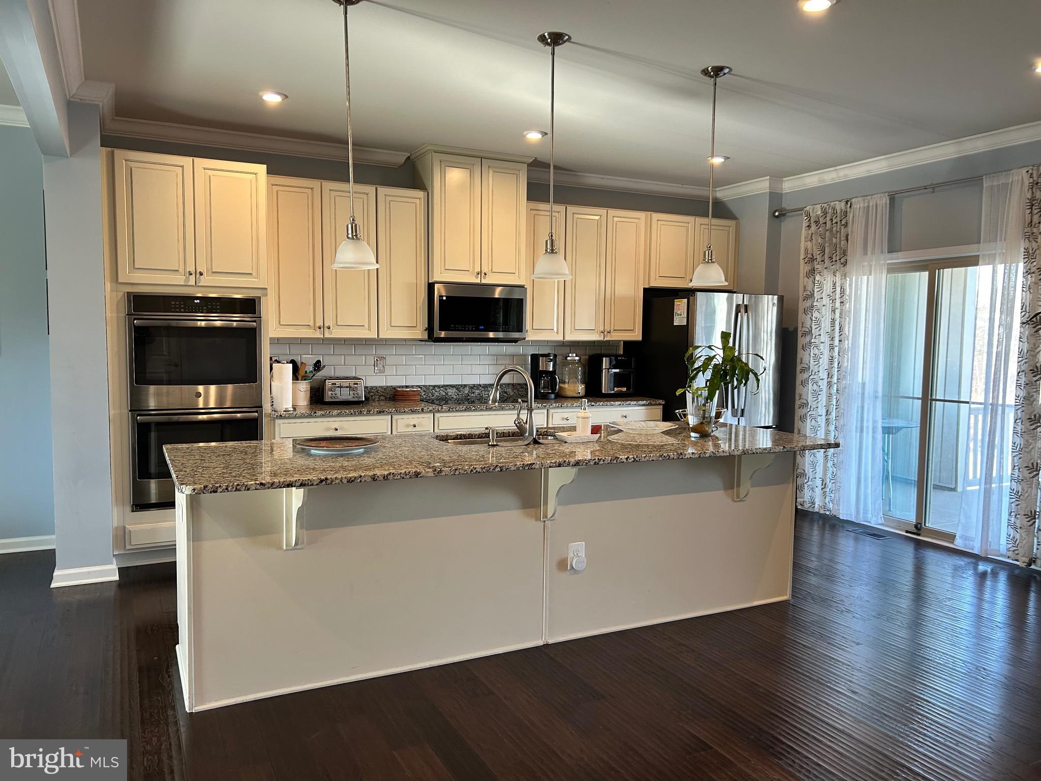 BRADLEY SQUARE - Residential Lease