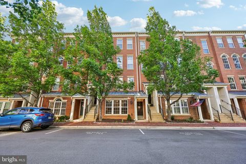 Photo of 5091 Donovan Drive, ALEXANDRIA, VA 22304 (MLS # VAAX2059928)