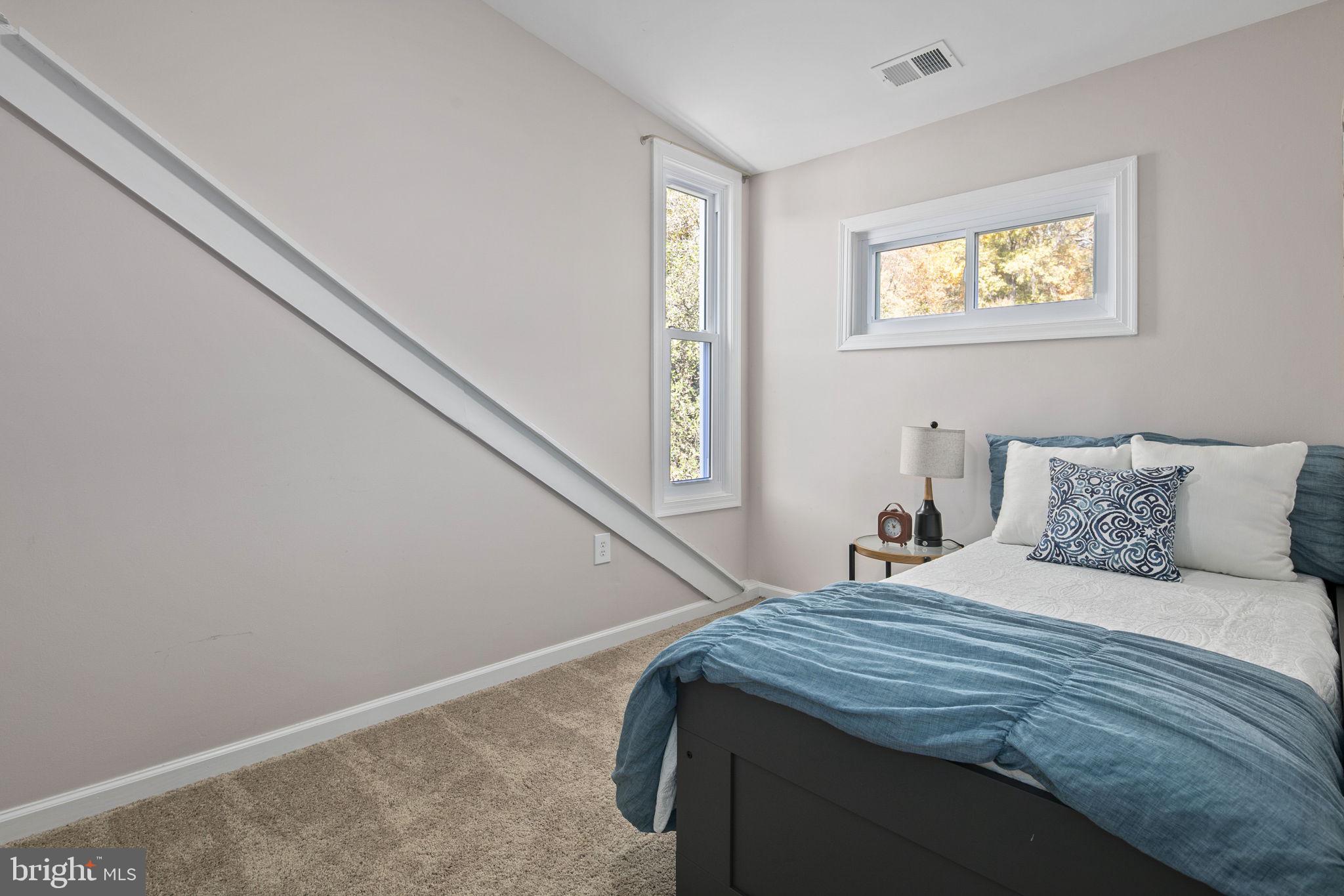 VALLEY VIEW - Residential