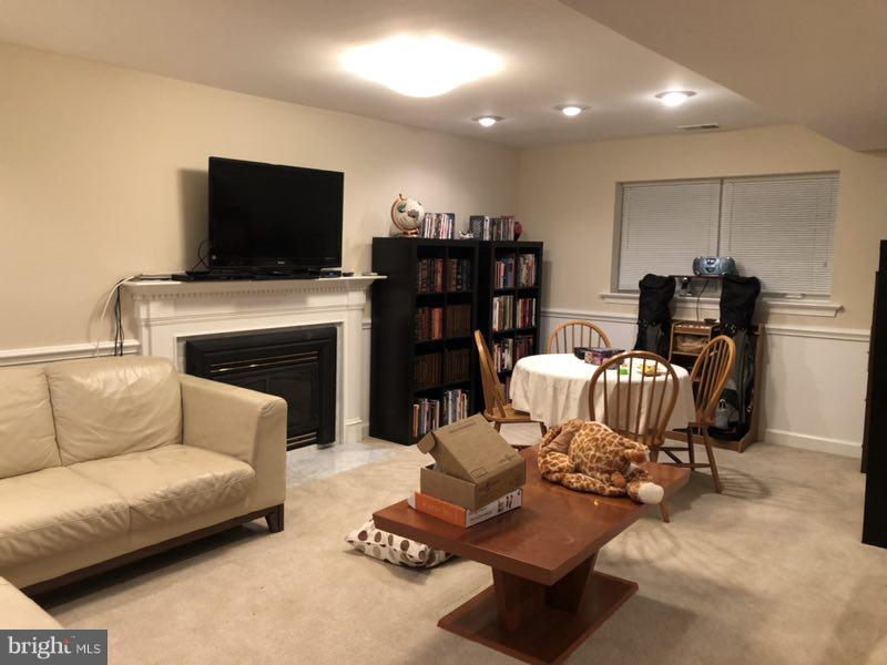 PENDERBROOK - Residential Lease