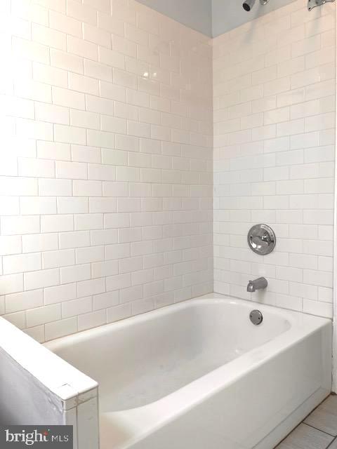 MANTUA - Residential