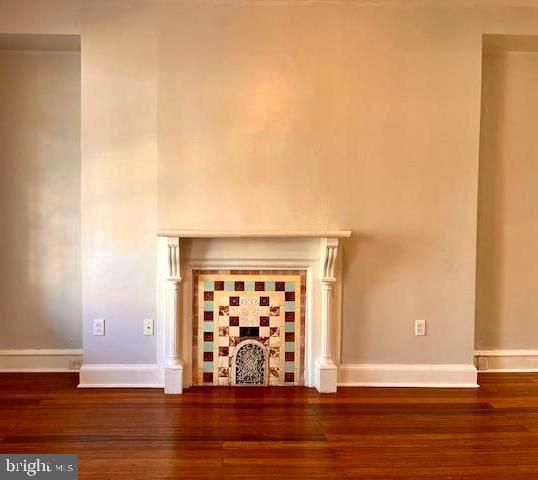 MANTUA - Residential