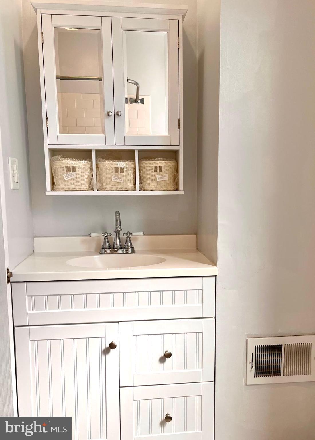 MANTUA - Residential