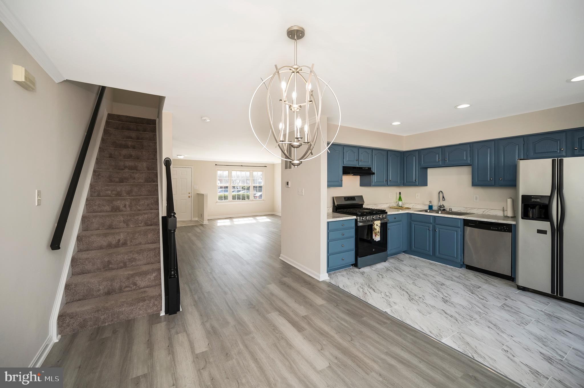 WILLIAMSTOWN - Residential