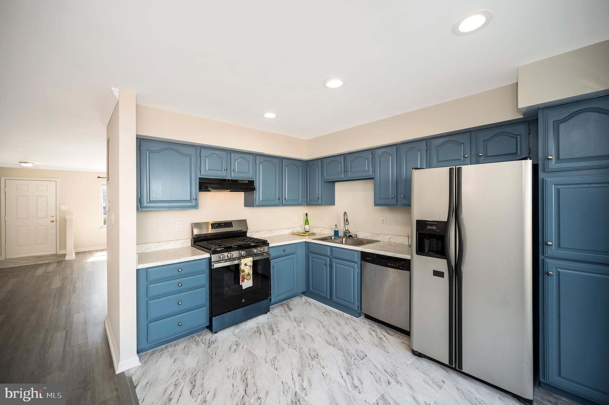 WILLIAMSTOWN - Residential